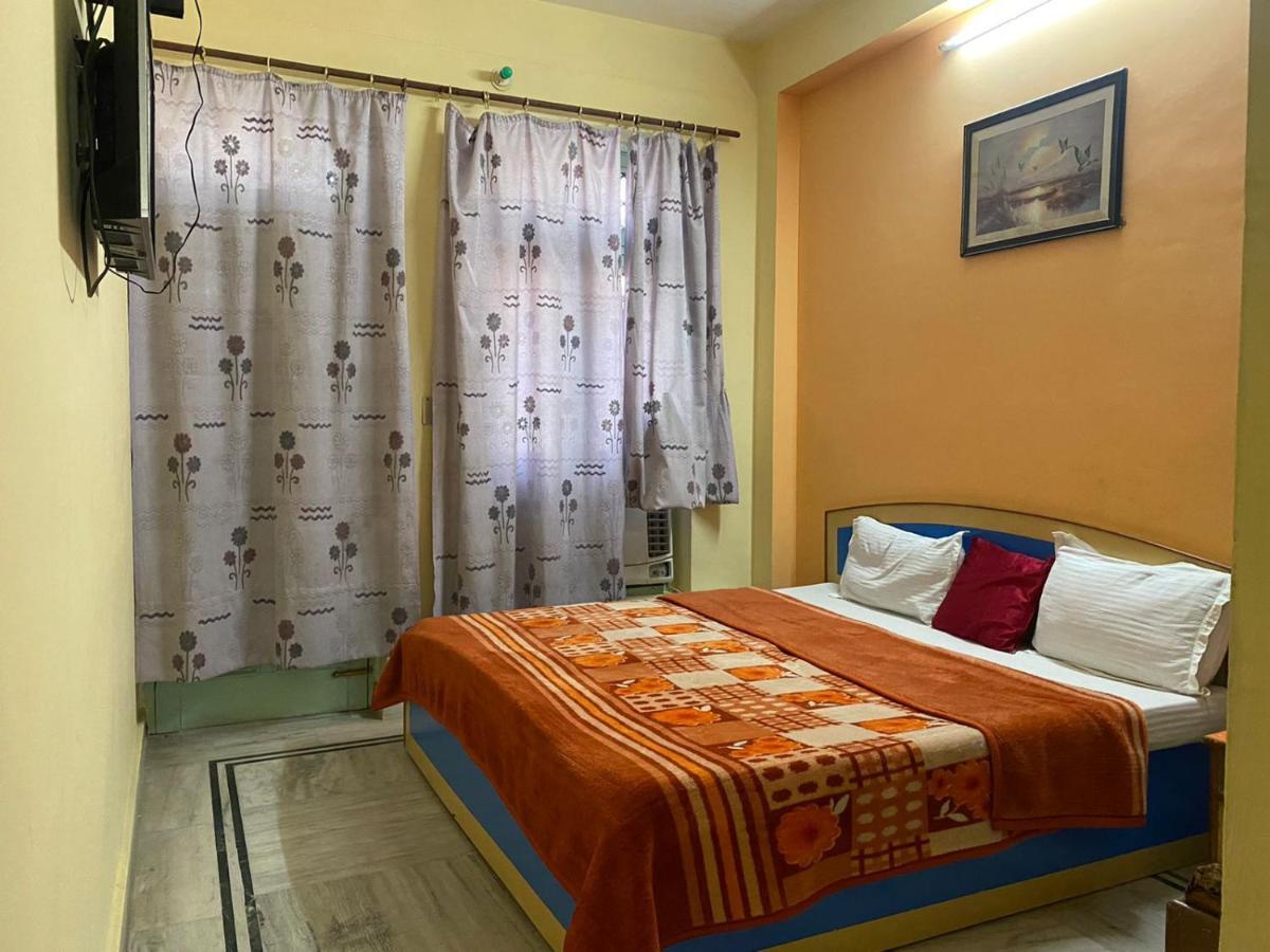 רישיקש Hotel Surya Laxman Jhula מראה חיצוני תמונה